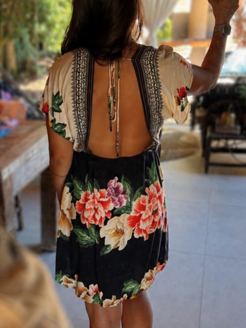 FARM Rio Cream & Black Floral V-Neck Mini Dress